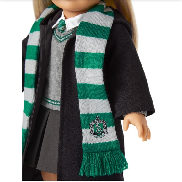 AMERICAN GIRL HARRY POTTER SLYTHERIN SET SWEATER SCARF TIE NEW IN BOX - Picture 8 of 8